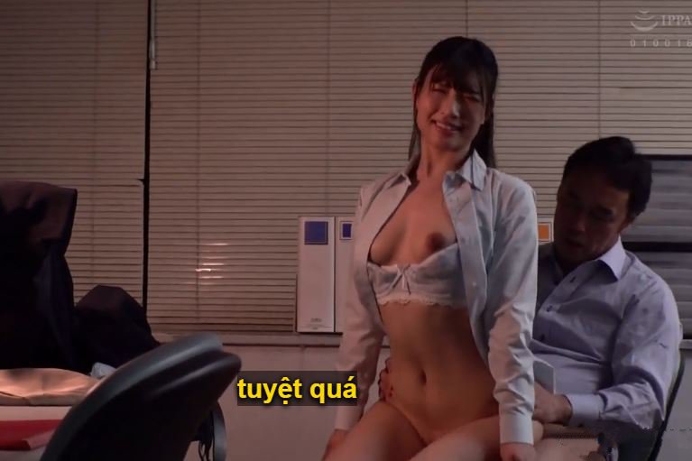 Anh sếp huấn luyện em thư ký non nớt làm tình quên luôn cả vợ ở nhà