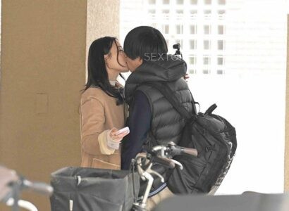 Thử thách hôn ngẫu nhiên những người đàn ông trên phố Tokyo của Nene Yoshitaka